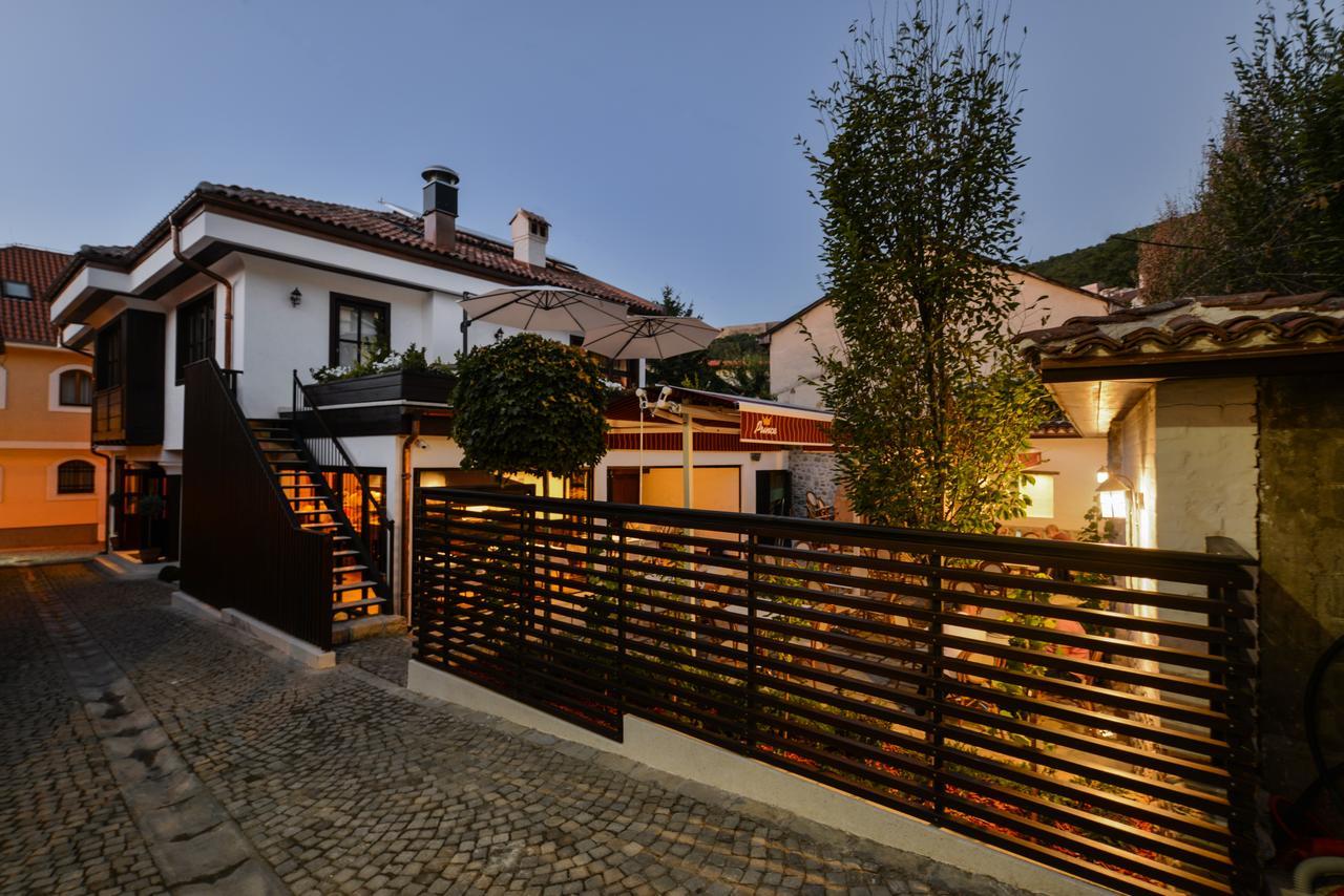 Hotel Barleti Prizren Bagian luar foto