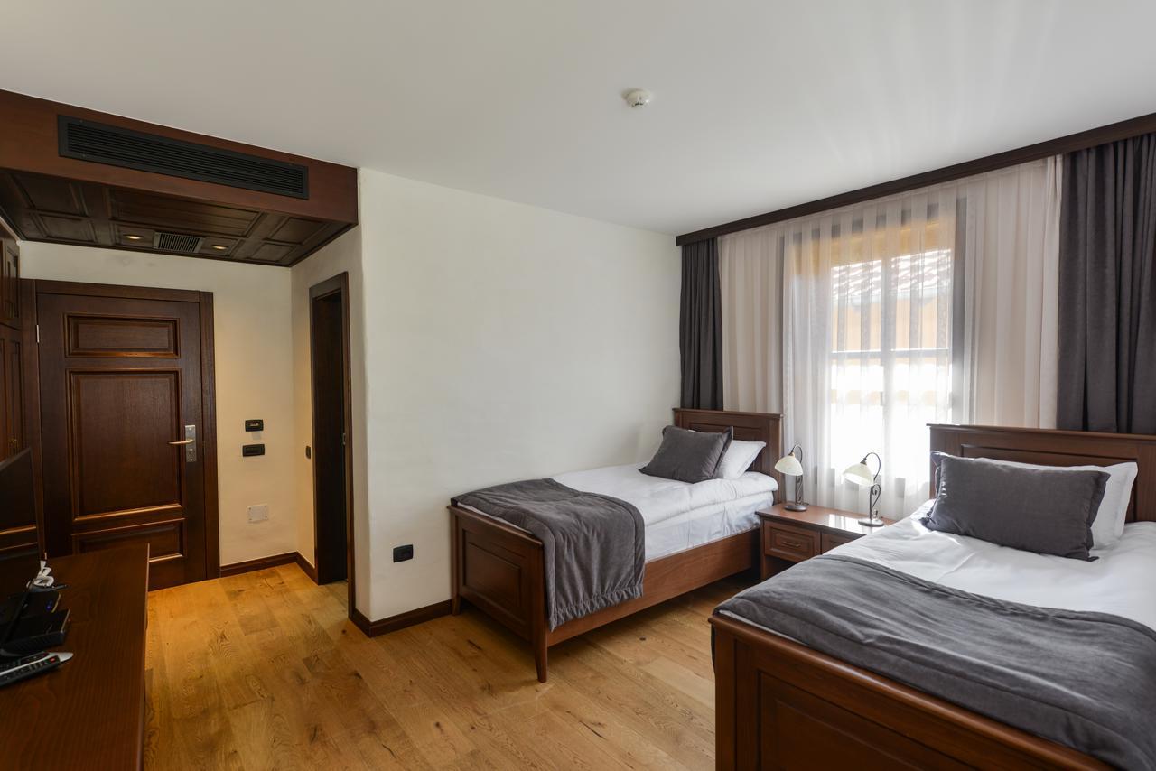 Hotel Barleti Prizren Bagian luar foto